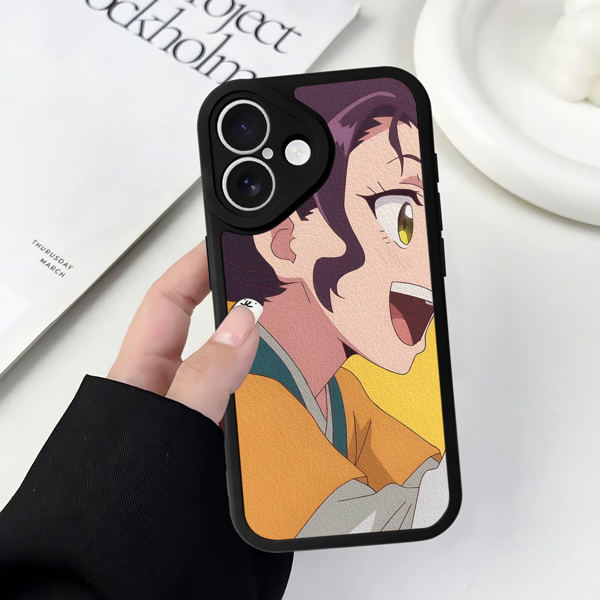 薬屋のひとりごと The Apothecary Diaries 【iPhone 16シリーズ対応】シリコンスマホケース（レザー調） 材質：シリコン